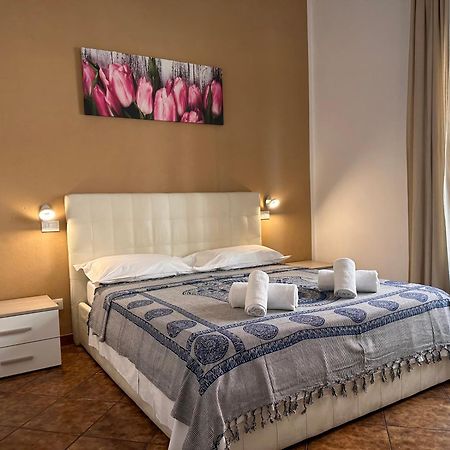 Crown Guest House Pisa Exterior photo