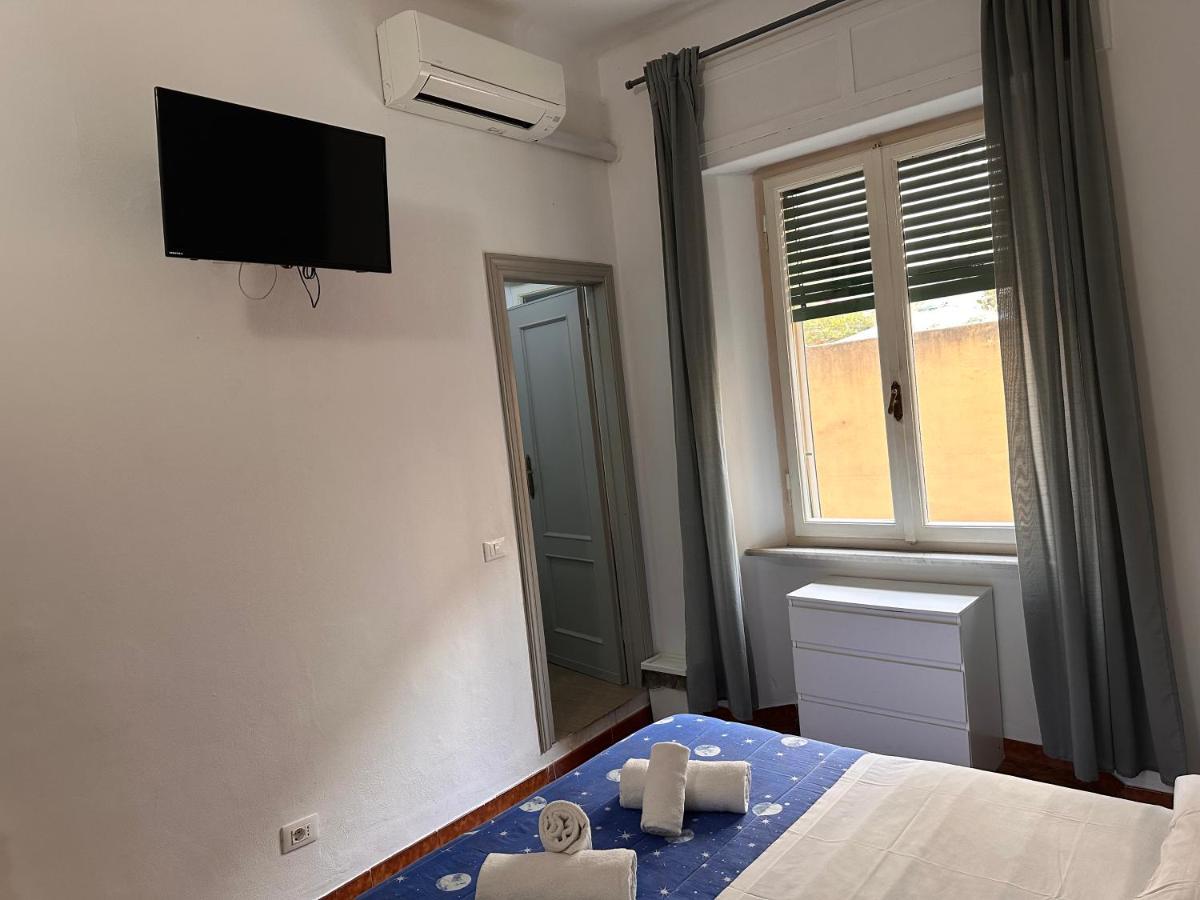 Crown Guest House Pisa Exterior photo